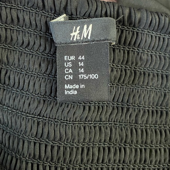 H&M spaghetti strap dress - Picture 3 of 4